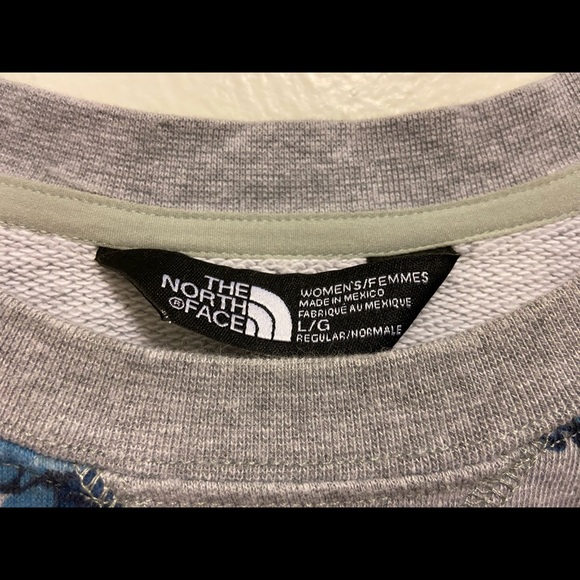 The North Face Gray Printed Sweatshirt Size - L - Picture 3 of 7